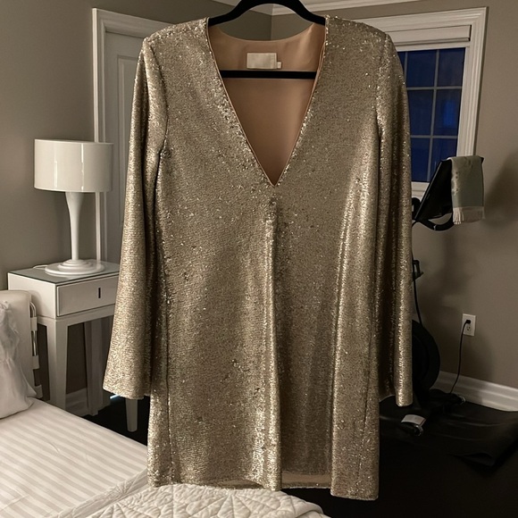 Jetset Diaries Sequined Gold Diamond Dress - Picture 6 of 8